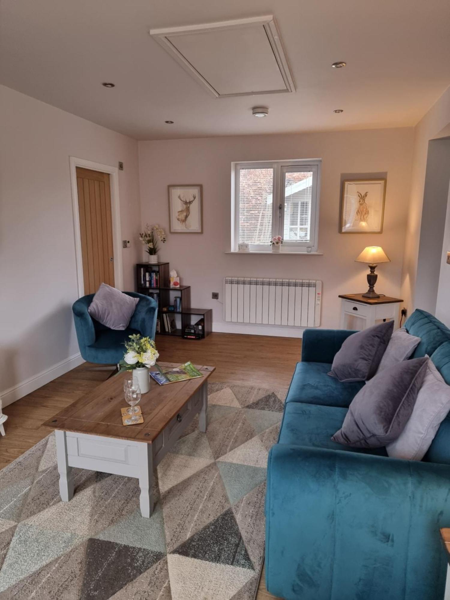 Begonia Cottage Briston Esterno foto