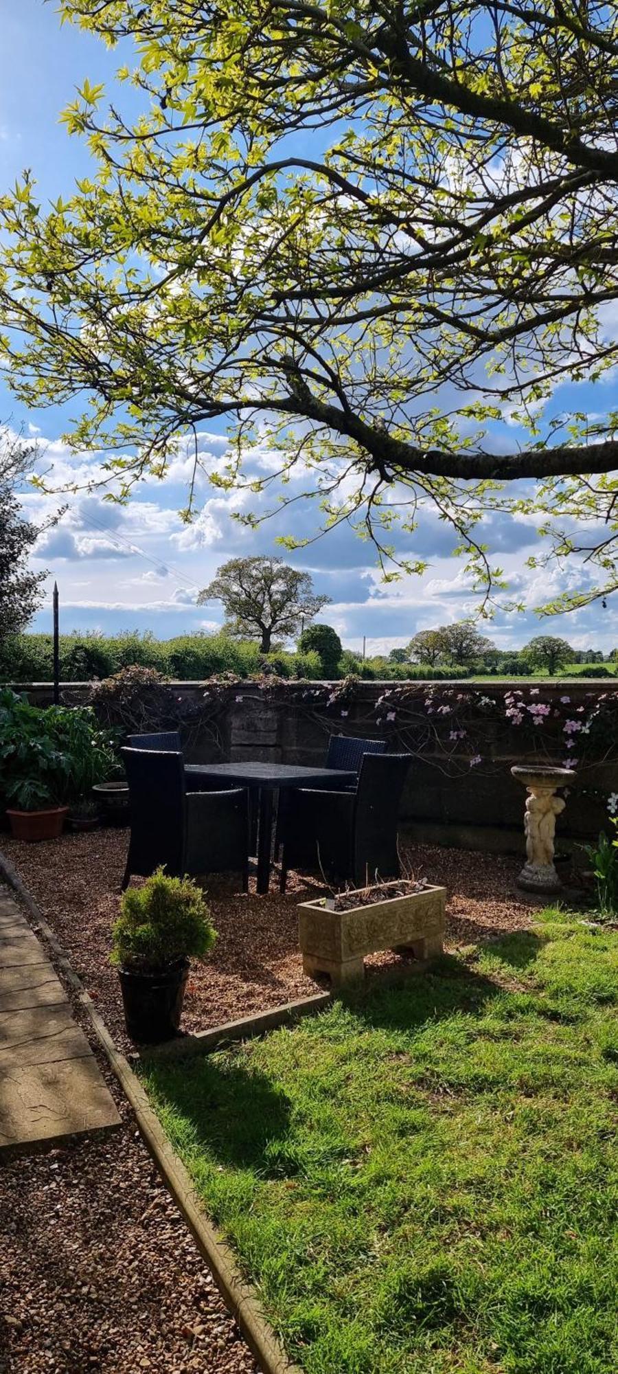 Begonia Cottage Briston Esterno foto
